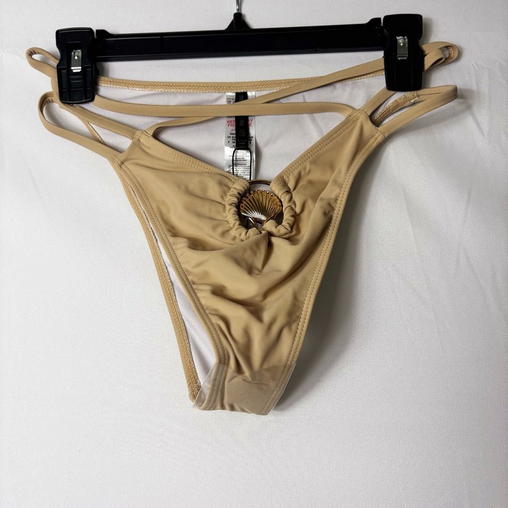 NWT PrettyLittleThing Bikini Bottom Size 4 Beige with Gold Detail